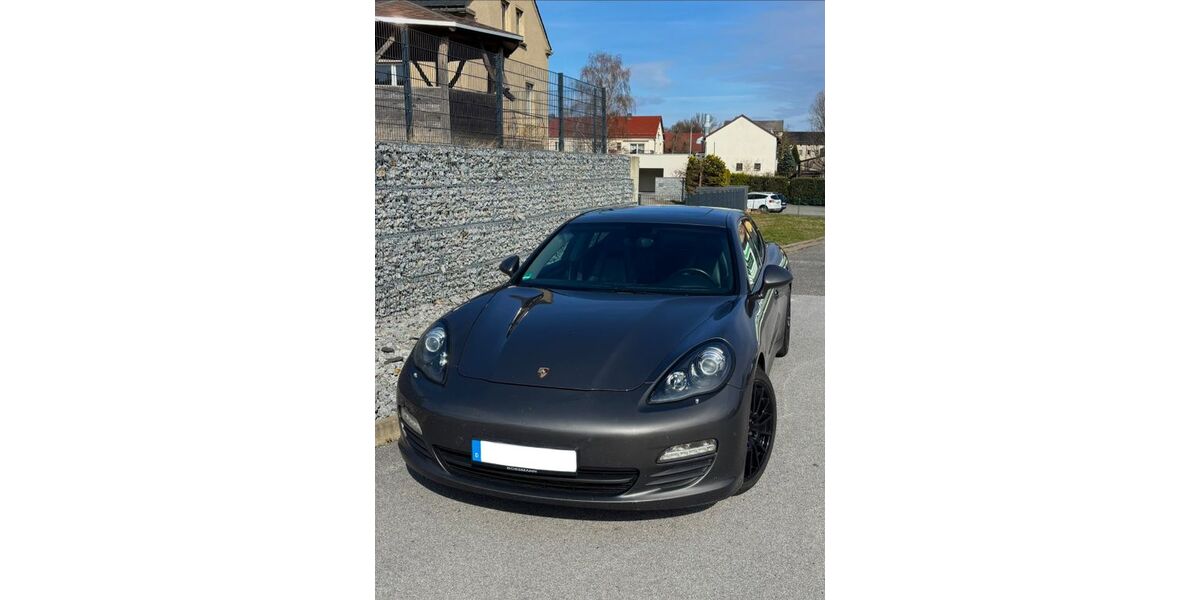 Porsche Panamera 228.400 km 19.999 &euro; Großröhrsdorf 01900