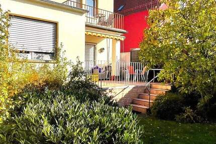 Bald frei: Zweifamilienhaus mit großem Grundstück und viel Potenzial - KEINE PROVISION! 7 zimmer