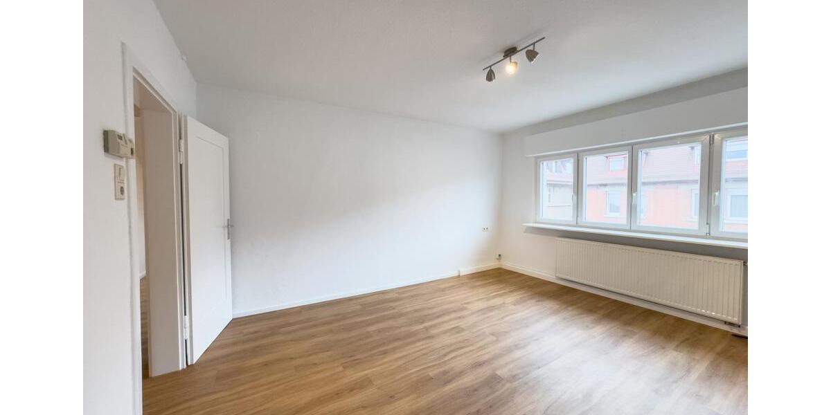 Dachgeschoßwohnung Stuttgart Bad Cannstatt - 3 Zimmer, 75 m&sup2;, 1.200&euro; | Angebot:26355327