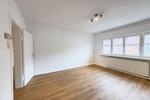 Dachgeschoßwohnung Stuttgart Bad Cannstatt - 3 Zimmer, 75 m&sup2;, 1.200&euro; | Angebot:26355327