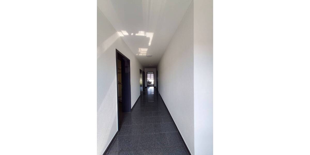 Gewerbeobjekt Perl Besch - 4 Zimmer, 130 m&sup2;, 550.000&euro; | Angebot:25770623