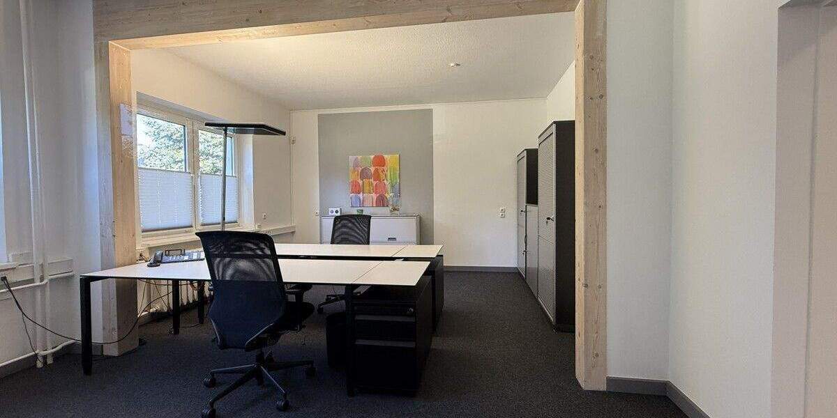 Gewerbeobjekt Gadebusch - 4 Zimmer, 84 m&sup2;, 1.200&euro; | Angebot:26817199