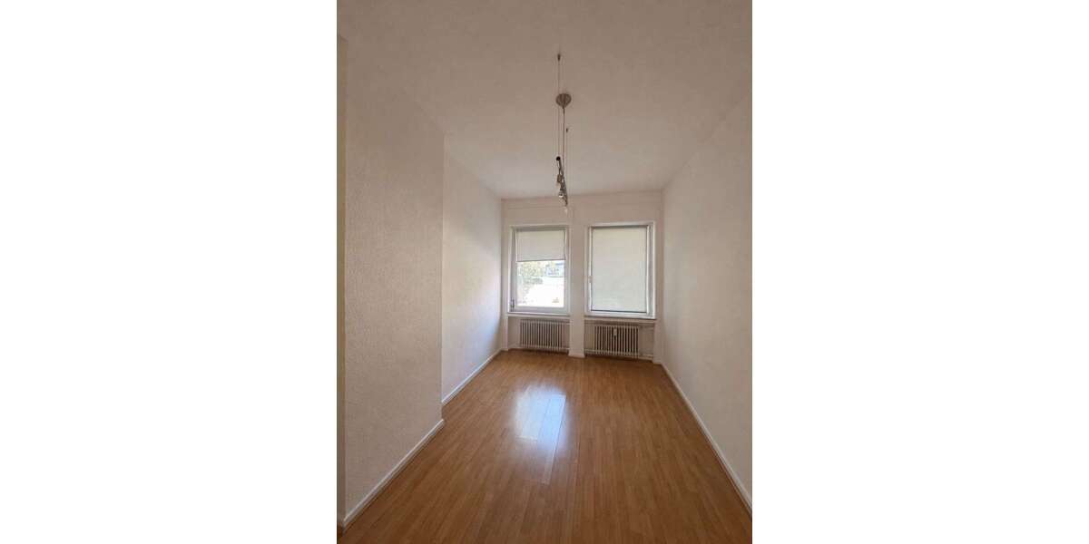 Etagenwohnung Osnabrück - 4 Zimmer, 111 m&sup2;, 1.000&euro; | Angebot:27208458