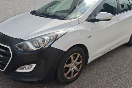 Hyundai i30 274.000 km 2.999 € Waldkraiburg 84478