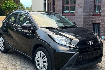 Toyota Aygo (X) 21.500 km 12.900 &euro; Dortmund 44287
