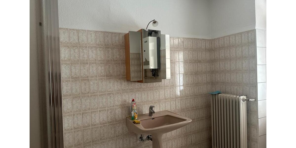 Etagenwohnung Neunkirchen - 4 Zimmer, 120 m&sup2;, 850&euro; | Angebot:26407083