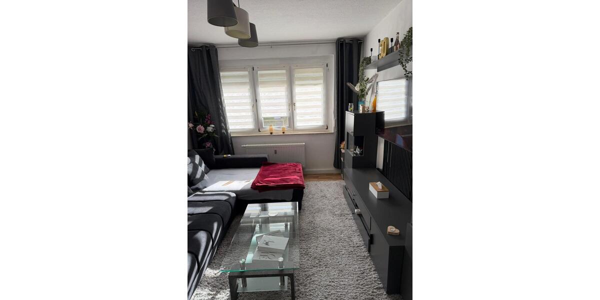 Erdgeschoßwohnung Hohenmölsen - 3 Zimmer, 60 m&sup2;, 540&euro; | Angebot:25311507