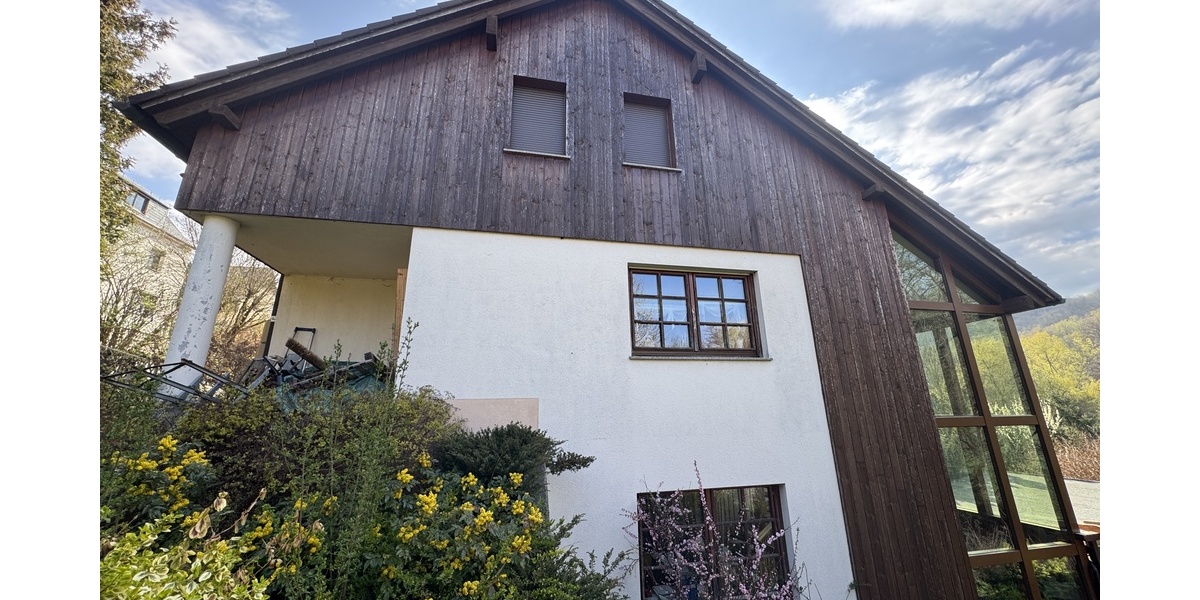 Gepflegtes großes EFH mit Ausbaupotential in Stadtrandlage von Gera - Einfamilienhaus Gera Alt-Taubenpreskeln | Angebot:27083127