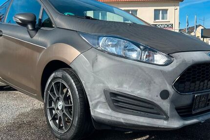 Ford Fiesta 169.000 km 2.890 &euro; Saarbrücken 66117
