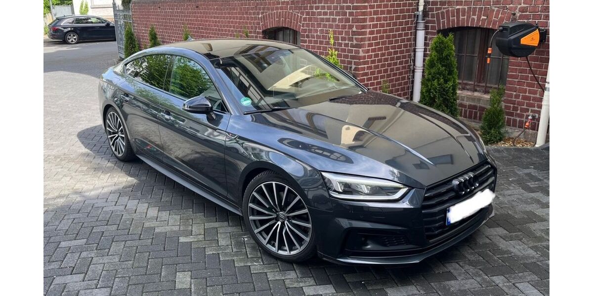 Audi A5 182.000 km 17.900 &euro; Erwitte 59597