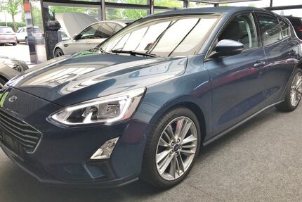 Ford Focus 63.000 km 13.990 &euro; Minden 32425