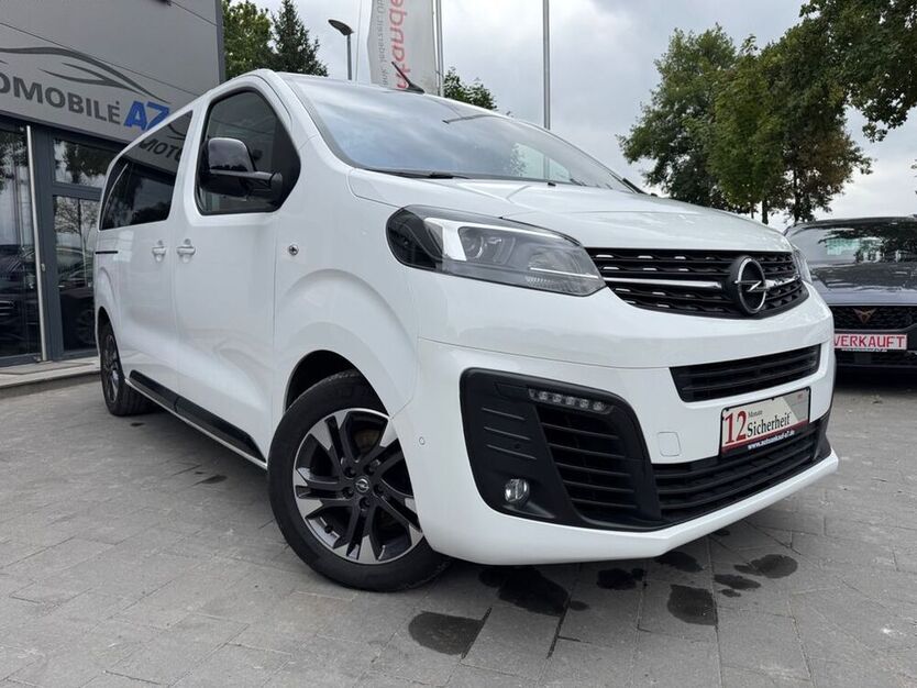 Zafira Life
