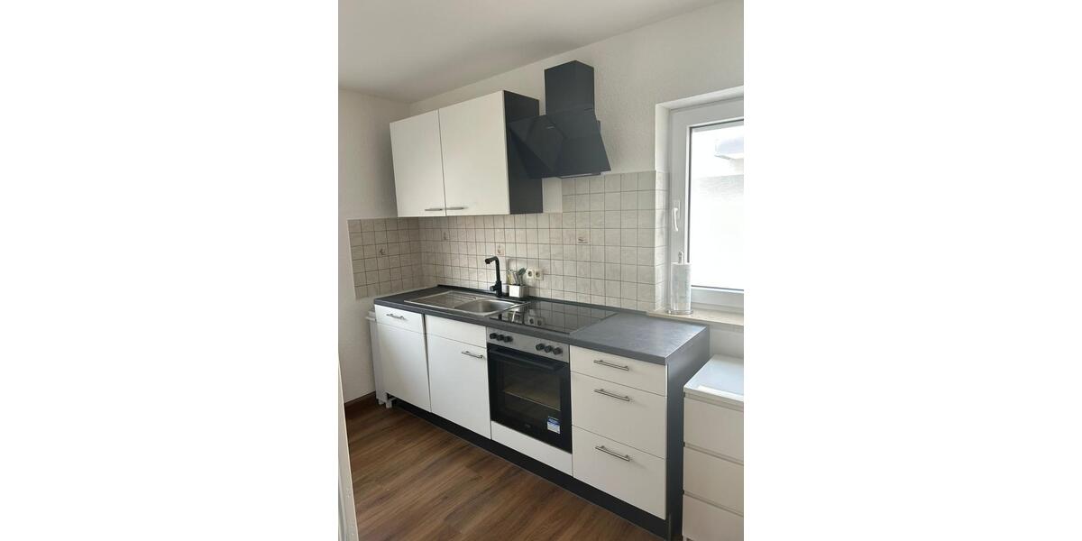 Etagenwohnung Vaihingen an der Enz - 2 Zimmer, 79 m&sup2;, 760&euro; | Angebot:25452026
