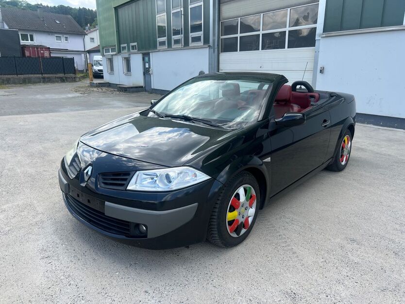Renault Megane 249.264 km 1.899 € Uhingen 73066