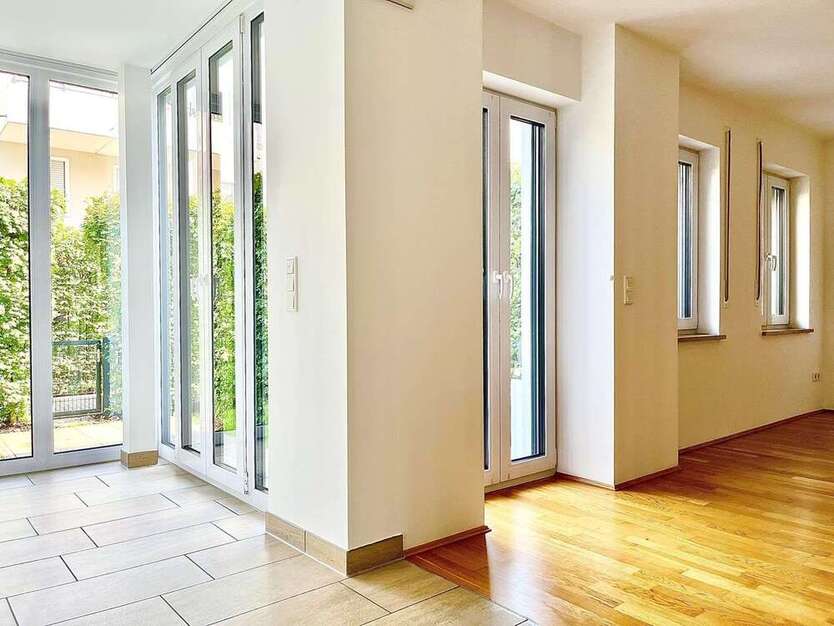 Haus zum Kaufen in Regensburg 844.000 € 130.95 m²