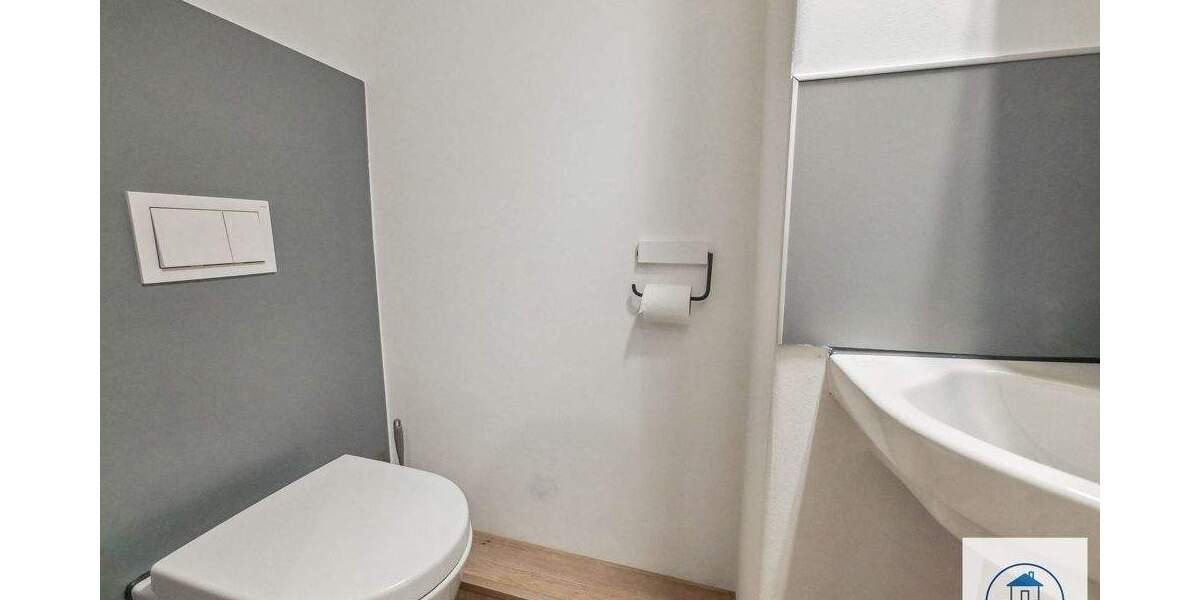 +DD: Romantische 5-R-DHH im Landhausstil + Nebenhaus zu vermieten! Garage + Garten mit Pool & Sauna+ 6 zimmer