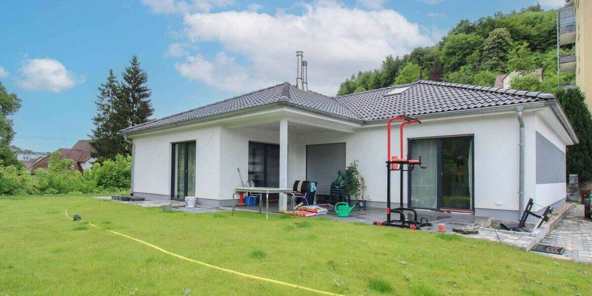 Bungalow Albstadt Tailfingen - 4 Zimmer, 141 m&sup2;, 500.000&euro; | Angebot:26698672
