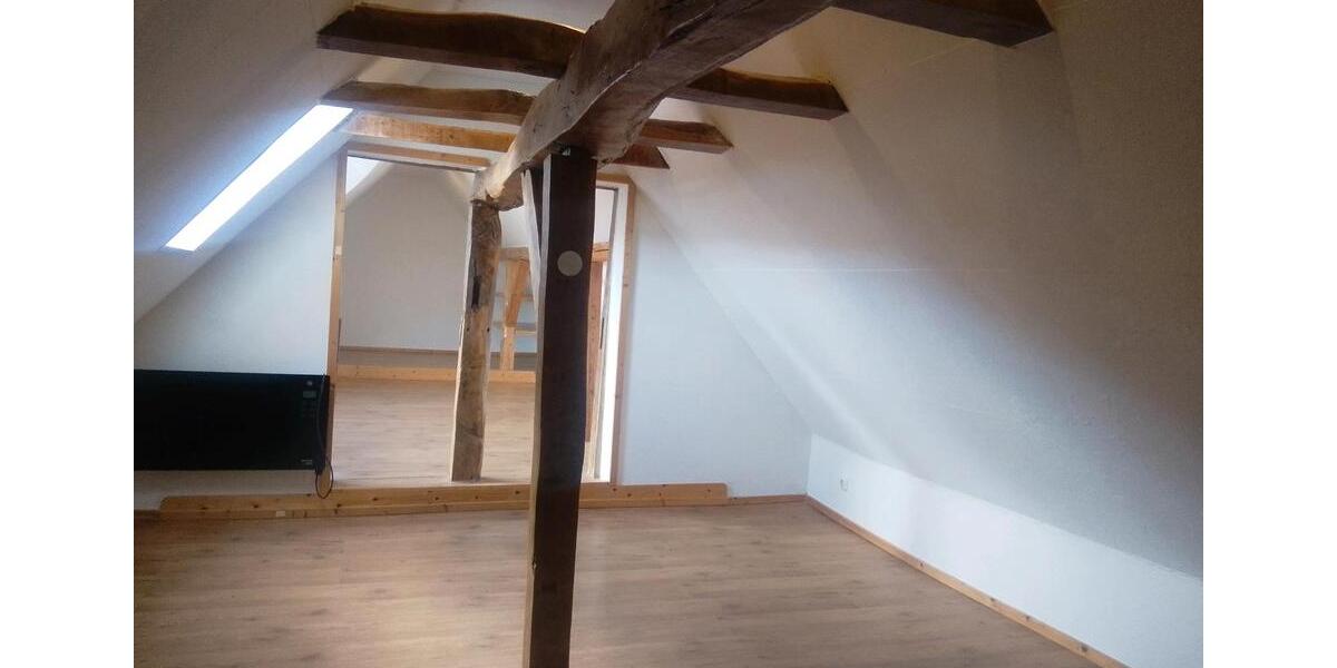 Etagenwohnung Gladenbach - 4 Zimmer, 142 m&sup2;, 1.200&euro; | Angebot:26397959
