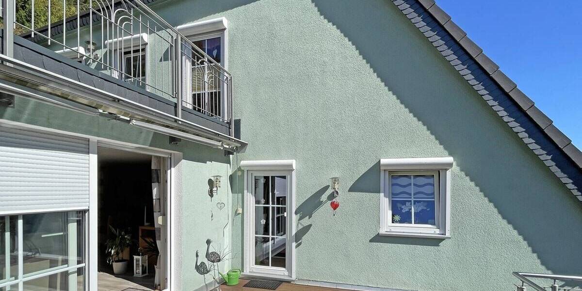 Doppelhaushälfte Ludwigsstadt - 8 Zimmer, 180 m&sup2;, 179.000&euro; | Angebot:25746561