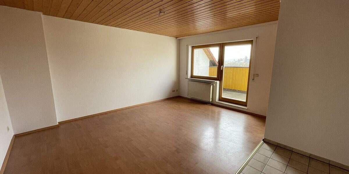 Etagenwohnung Pirna Pratzschwitz - 2 Zimmer, 39 m&sup2;, 85.000&euro; | Angebot:25568502