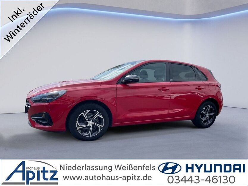 i30