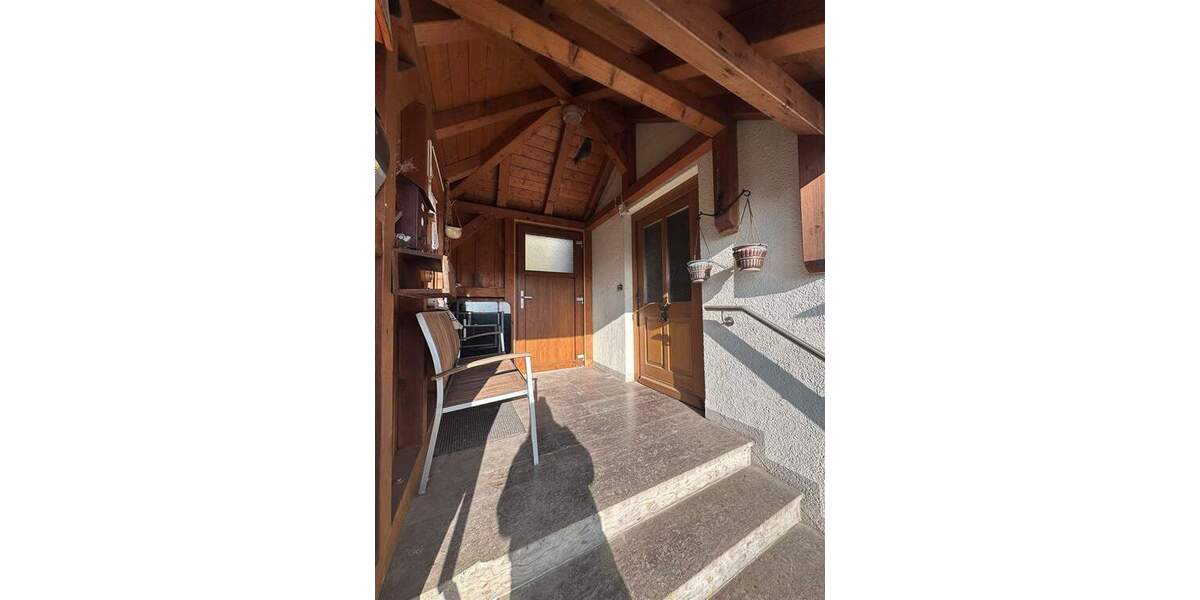 Mehrfamilienhaus, Wohnhaus Ippesheim Herrnberchtheim - 8 Zimmer, 189 m&sup2;, 285.000&euro; | Angebot:25772226