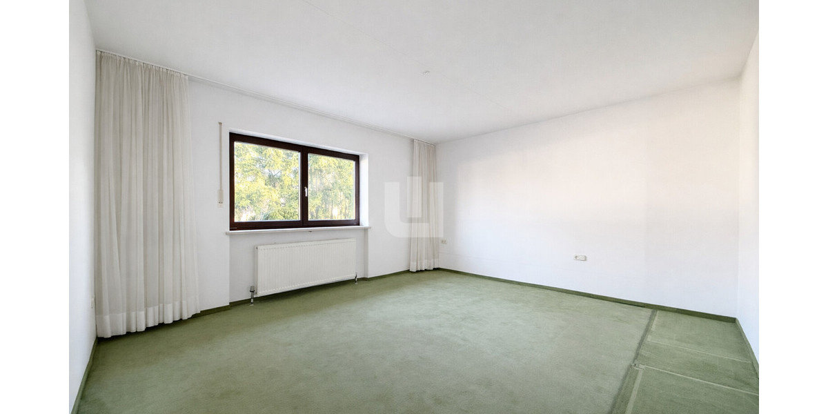 WINDISCH IMMOBILIEN - Große DHH mit eingewachsenem Garten und Einliegerwohnung in Gröbenzell-Nord - Doppelhaushälfte Gröbenzell | Angebot:25177989