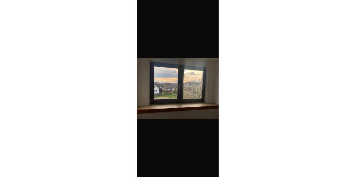 Dachgeschoßwohnung Frankenberg (Eder) - 3 Zimmer, 80 m&sup2;, 850&euro; | Angebot:26654350