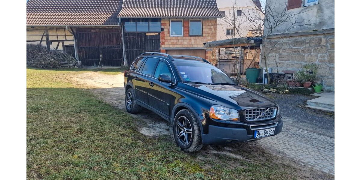 Volvo XC90 300.000 km 9.500 &euro; Gäufelden 71126