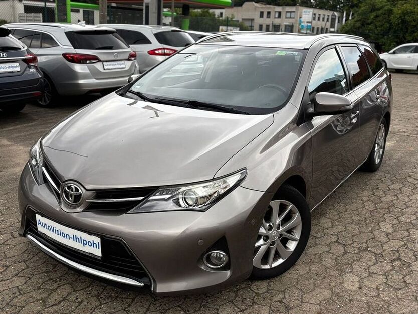 Auris