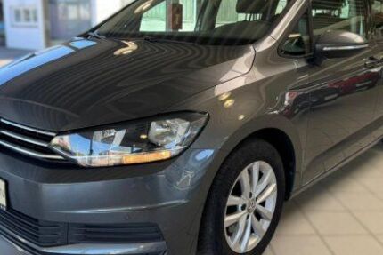 VW Touran 91.742 km 17.990 &euro; Elmshorn 25337