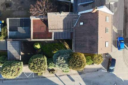 Haus Bischofsheim - 8 Zimmer, 170 m&sup2;, 598.000&euro; | Angebot:25043154