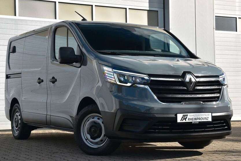 Renault Trafic 57.618 km 21.699 € Geldern 47608