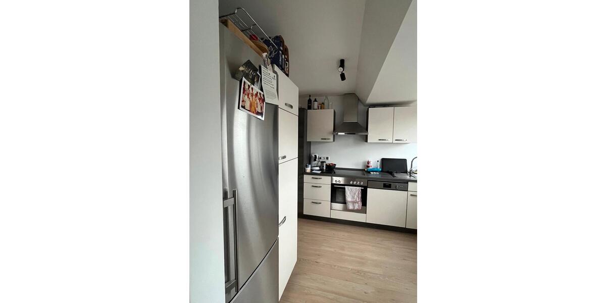 Dachgeschoßwohnung Oldenburg Eversten - 3.5 Zimmer, 80 m&sup2;, 1.100&euro; | Angebot:26415933