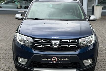 Dacia Sandero 100.644 km 8.299 &euro; Viersen 41748
