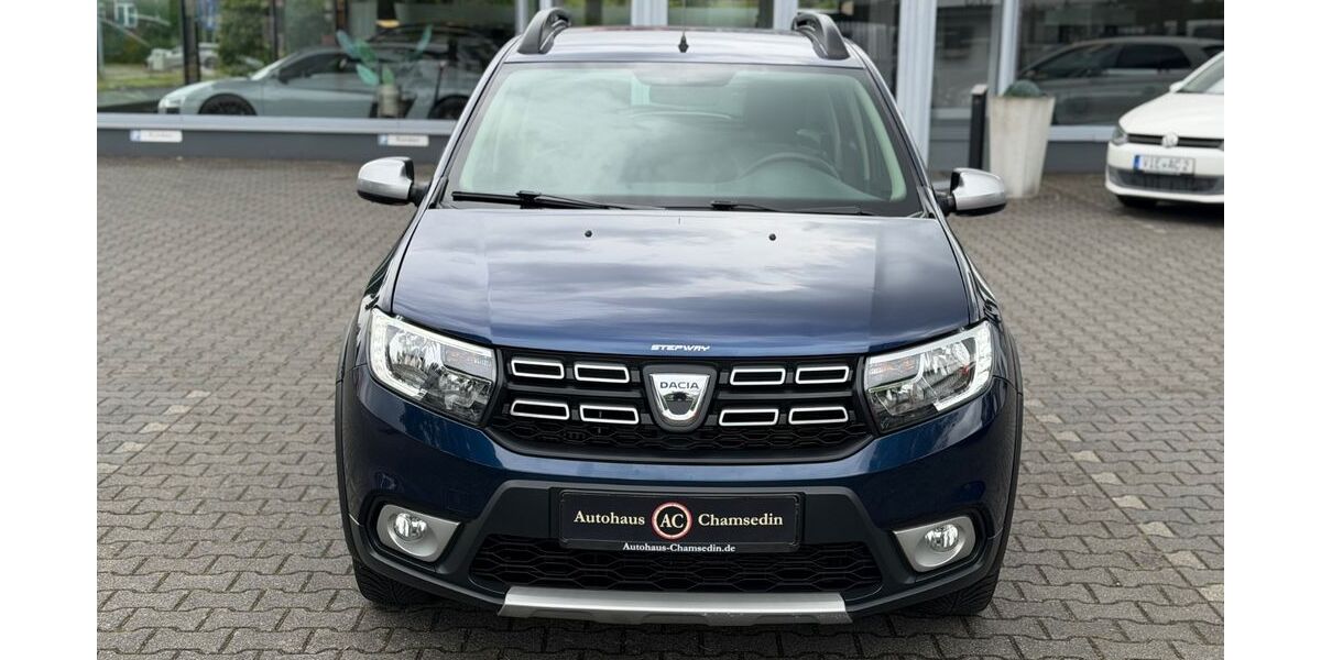 Dacia Sandero 100.644 km 8.299 &euro; Viersen 41748