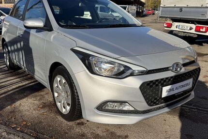 Hyundai i20 74.000 km 8.500 &euro; Stuttgart 70469
