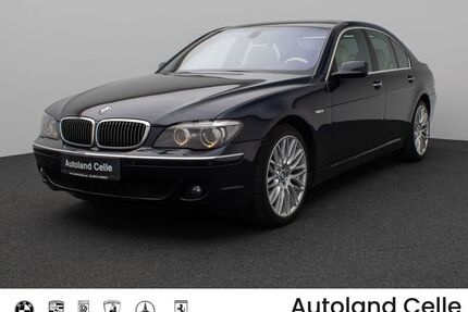 BMW 745