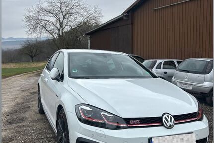 VW Golf 84.000 km 22.999 &euro; Weil am rhein 79576