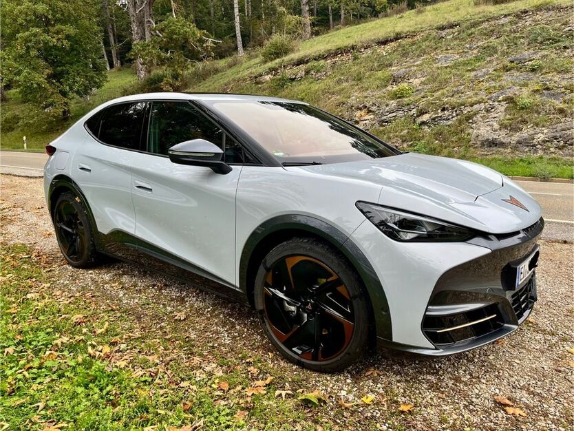 Cupra Tavascan 13.000 km 40.900 € Tettenwang 93336