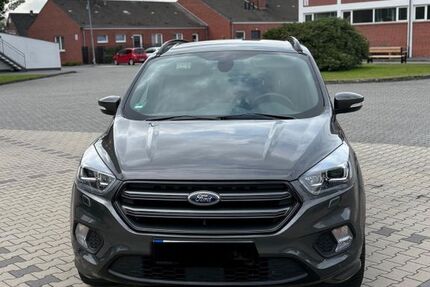 Ford Kuga 82.000 km 14.000 &euro; Schortens 26419