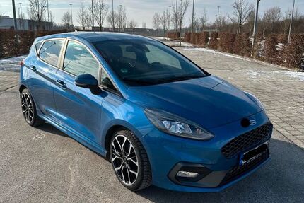 Ford Fiesta 62.300 km 18.900 &euro; Ingolstadt 85055