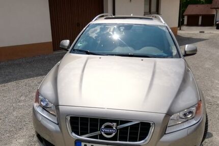 Volvo V70 68.150 km 17.900 &euro; Essingen 73457