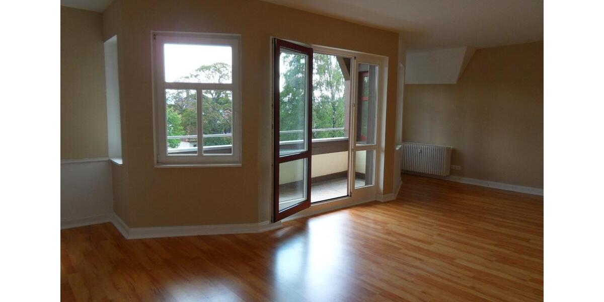 Etagenwohnung Bad Pyrmont - 3 Zimmer, 142 m&sup2;, 1.032&euro; | Angebot:23565405