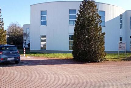 Büroräume, Gewerberäume, Räume für Praxis, Kanzlei, IT, Loft, etc zimmer