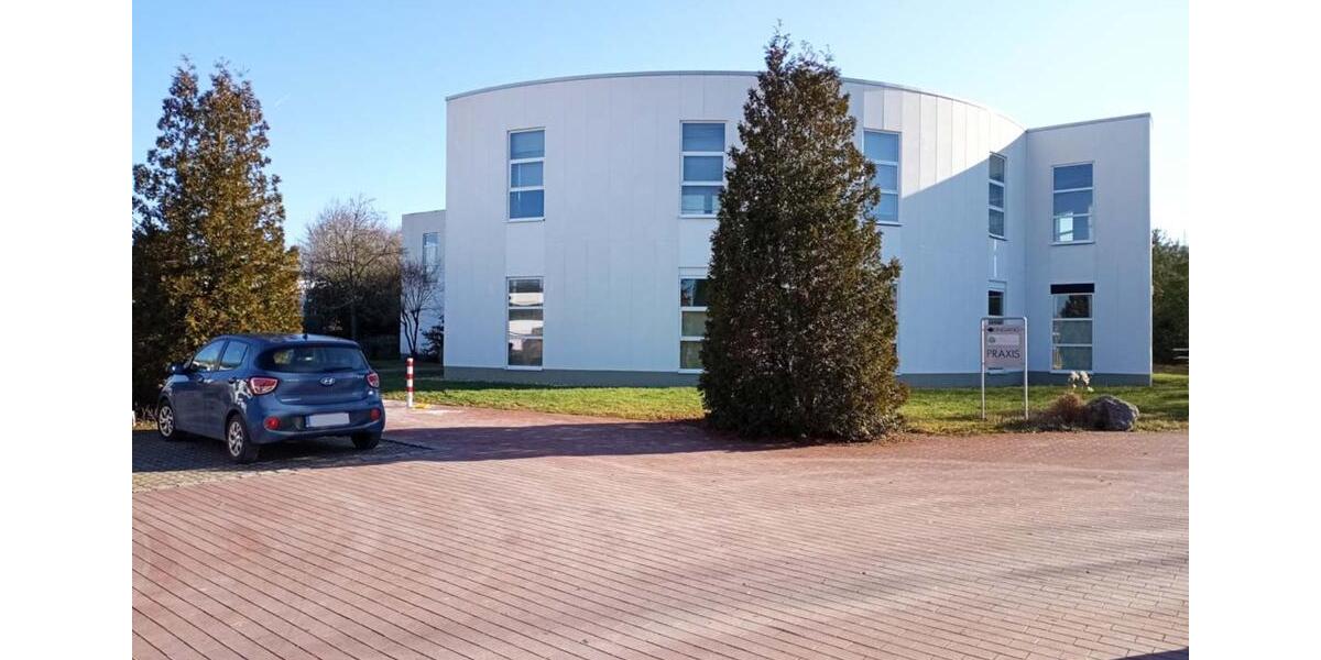 Büroräume, Gewerberäume, Räume für Praxis, Kanzlei, IT, Loft, etc zimmer