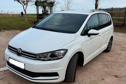 VW Touran 80.500 km 28.500 &euro; Sprendlingen 55576