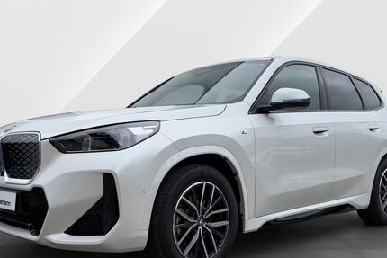 BMW iX1 8.993 km 51.889 &euro; Versmold 33775