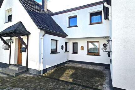 Haus Trier Weismark-Feyen - 7 Zimmer, 155 m&sup2;, 499.000&euro; | Angebot:25743585