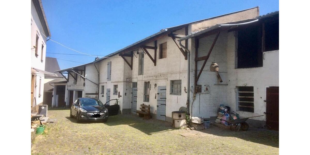Bauernhaus, Landhaus Nickenich - 10 Zimmer, 200 m&sup2;, 349.000&euro; | Angebot:26971181